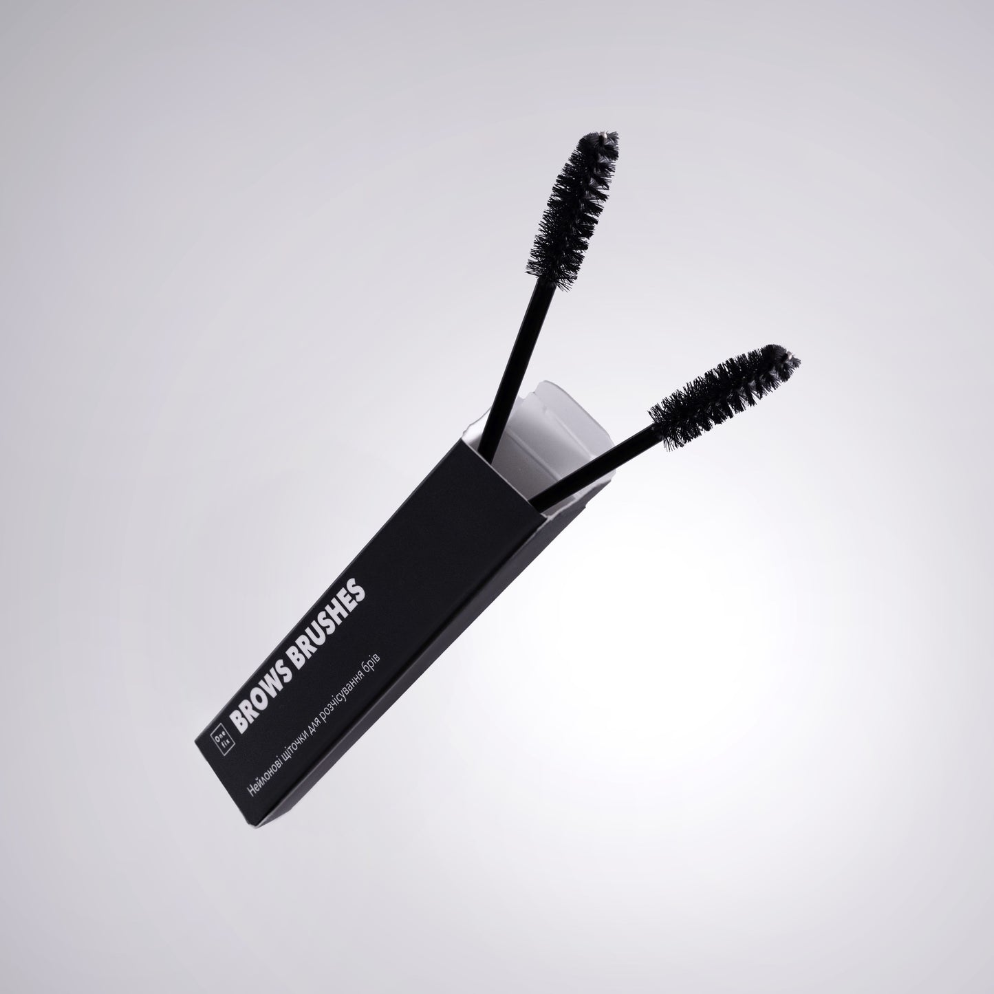Щіточки для брів One fix brows brushes
